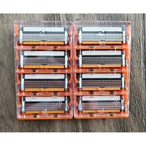 Dollar Shave Club THE CLASSIC 4 BLADE RAZOR - 2 Pack Refill New 8 Total Refills